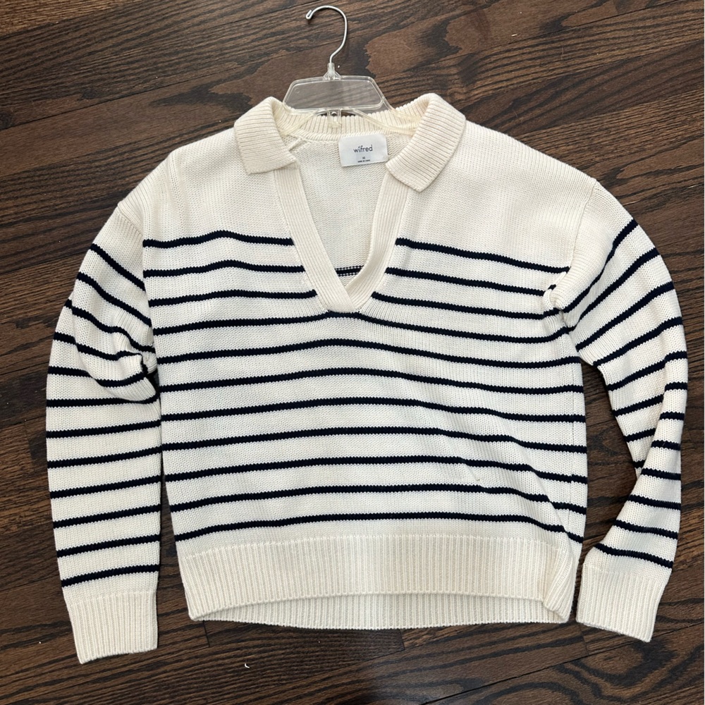 Aritzia Wilfred Clara Sweater - Limited Edition
